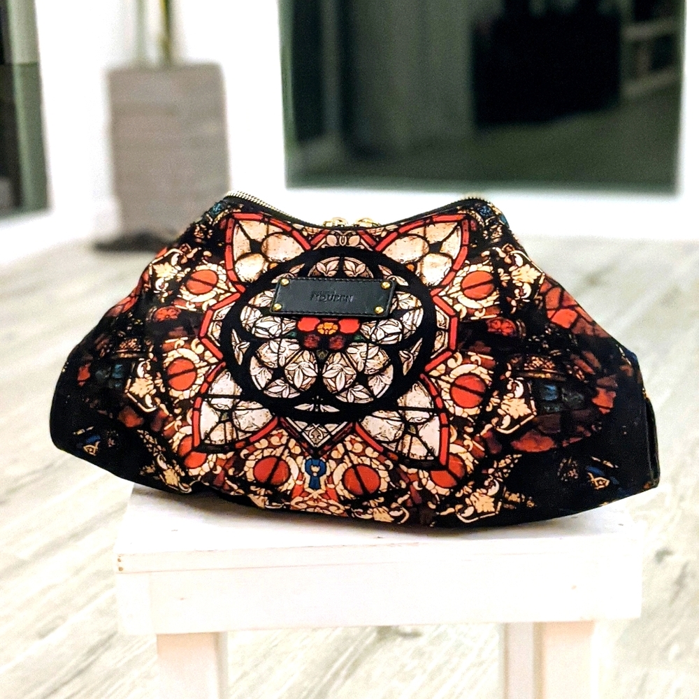 Alexander McQueen De Manta clutch Stained Glass